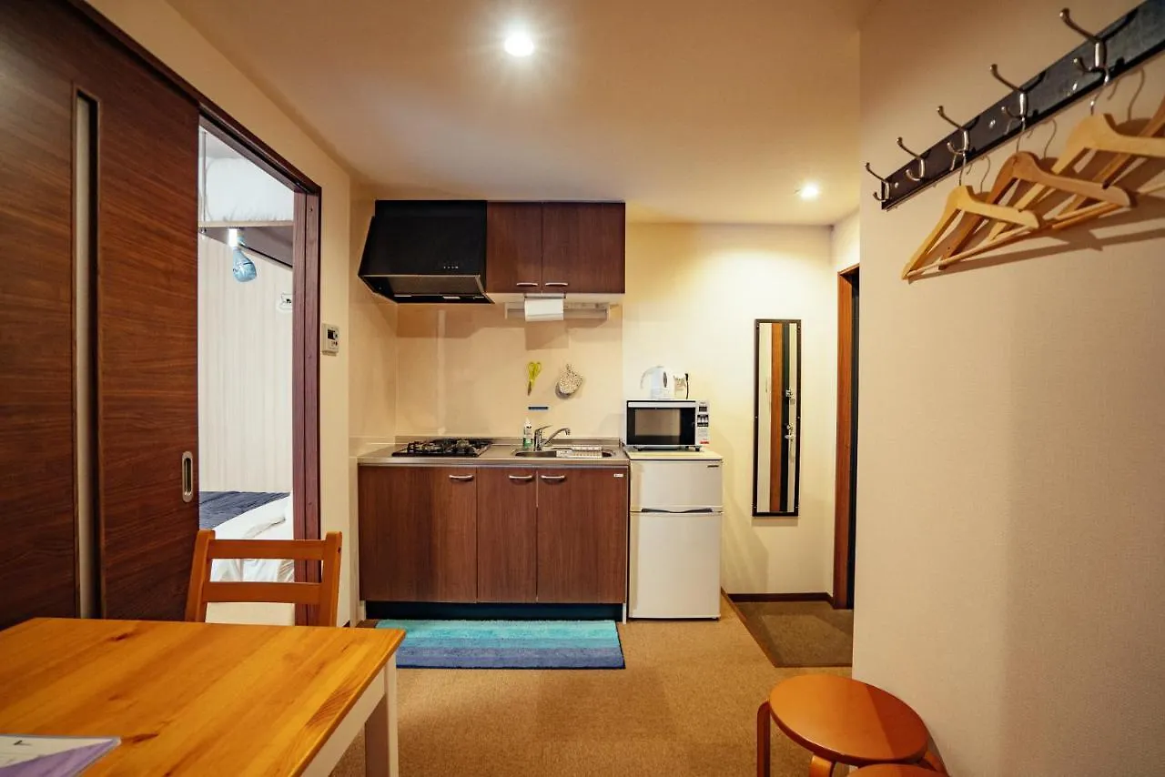 Ben\'S Guesthouse Kyoto contacts
